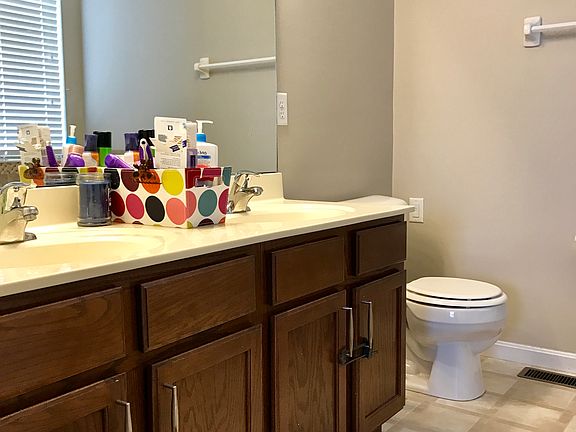 5th image of 3028 Aster Way