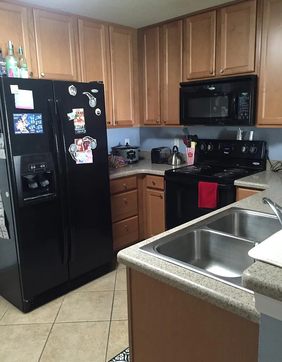3 bed, 2.5 bath, 1518 sqft, $2,300 — Photo 4
