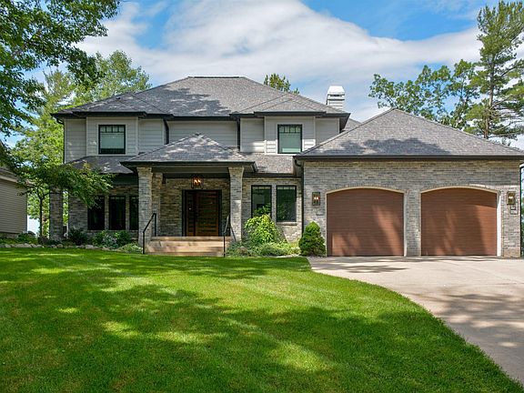 2nd image of 5568 Lakeview Dr