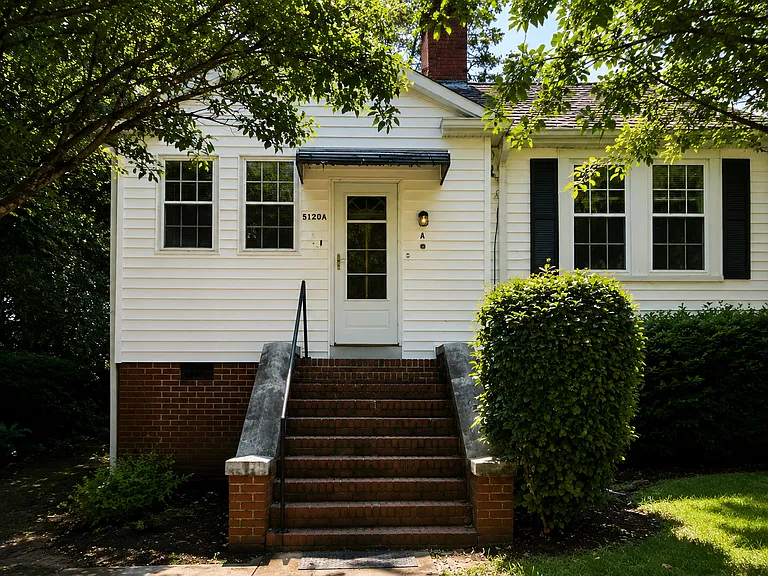 5120 Newark Ave SW — Photo 1