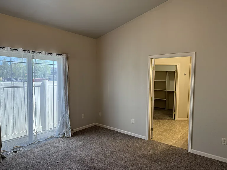 2350 NE Mary Rose Pl #2 — Photo 24