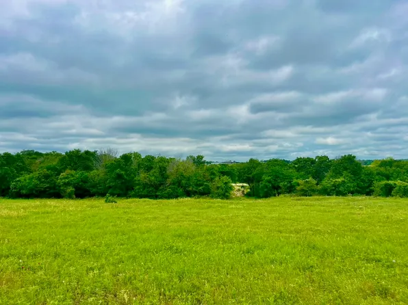 11 Clare Rd, Poolville, TX 76487