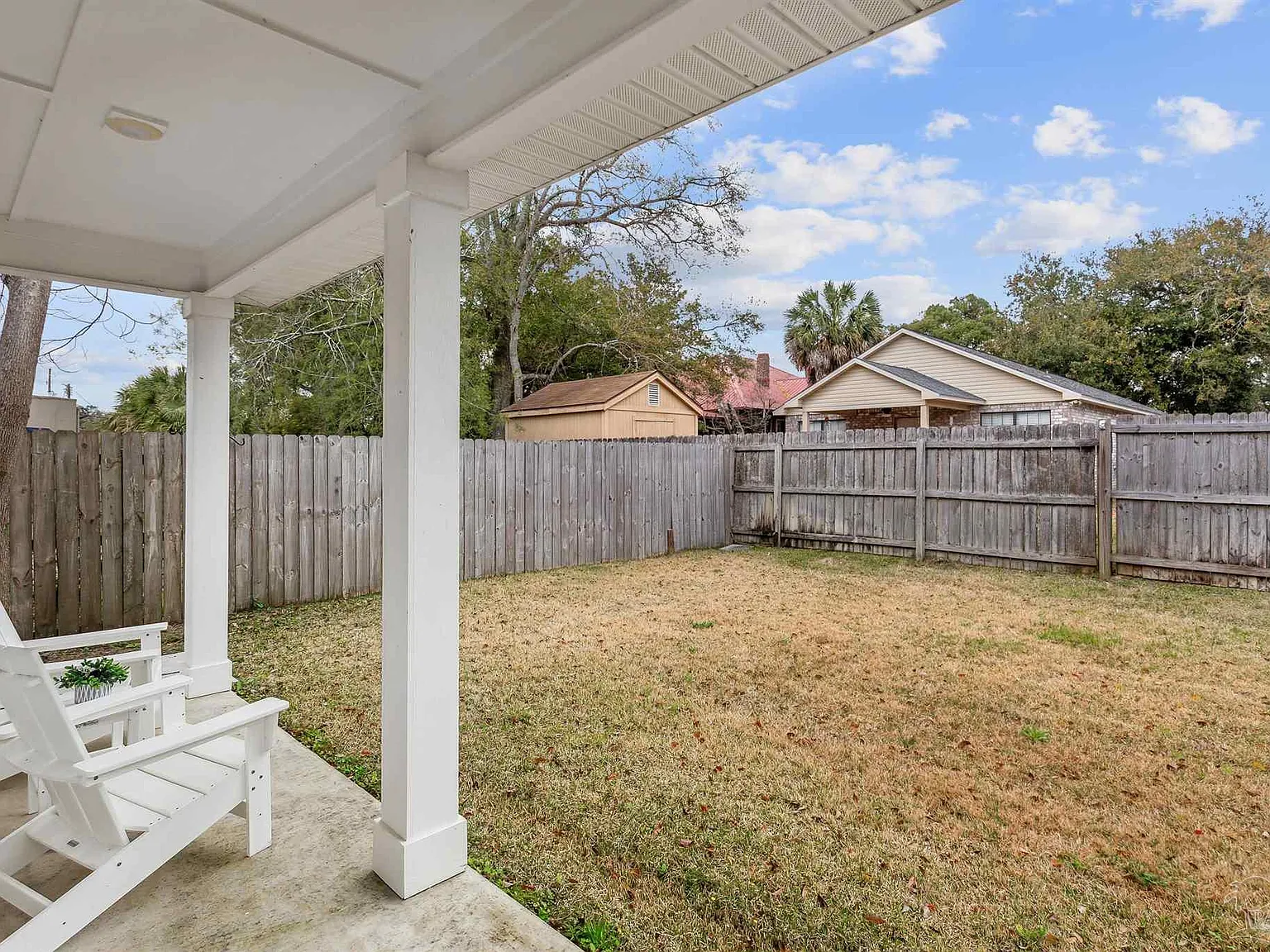 3 bed, 2.5 bath, 1995 sqft, $3,750 — Photo 3