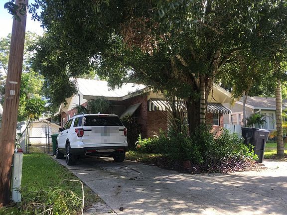 2nd image of 211 W Wilder Ave