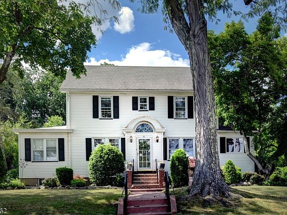 3rd image of 91 Minnisink Rd