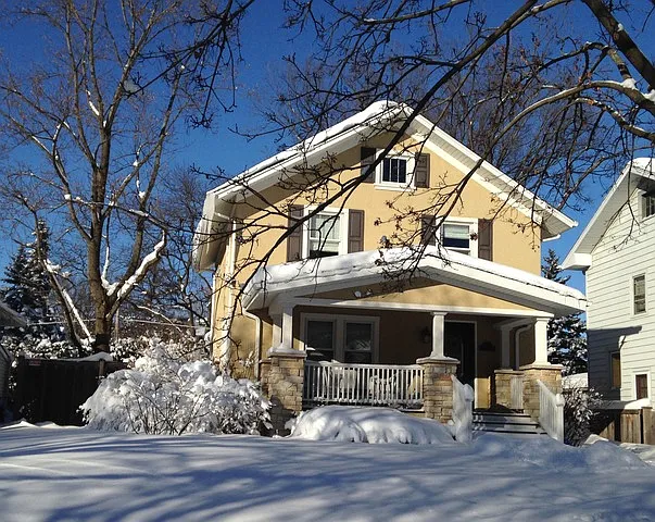 830 Birch Ave photo 1