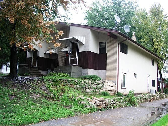 Immediate occupancy available in both units