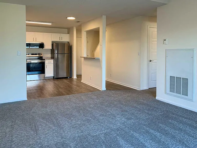 Northridge Heights Apartments — Photo 140