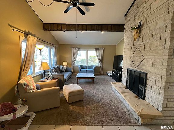 2nd image of 292 Jana Rd