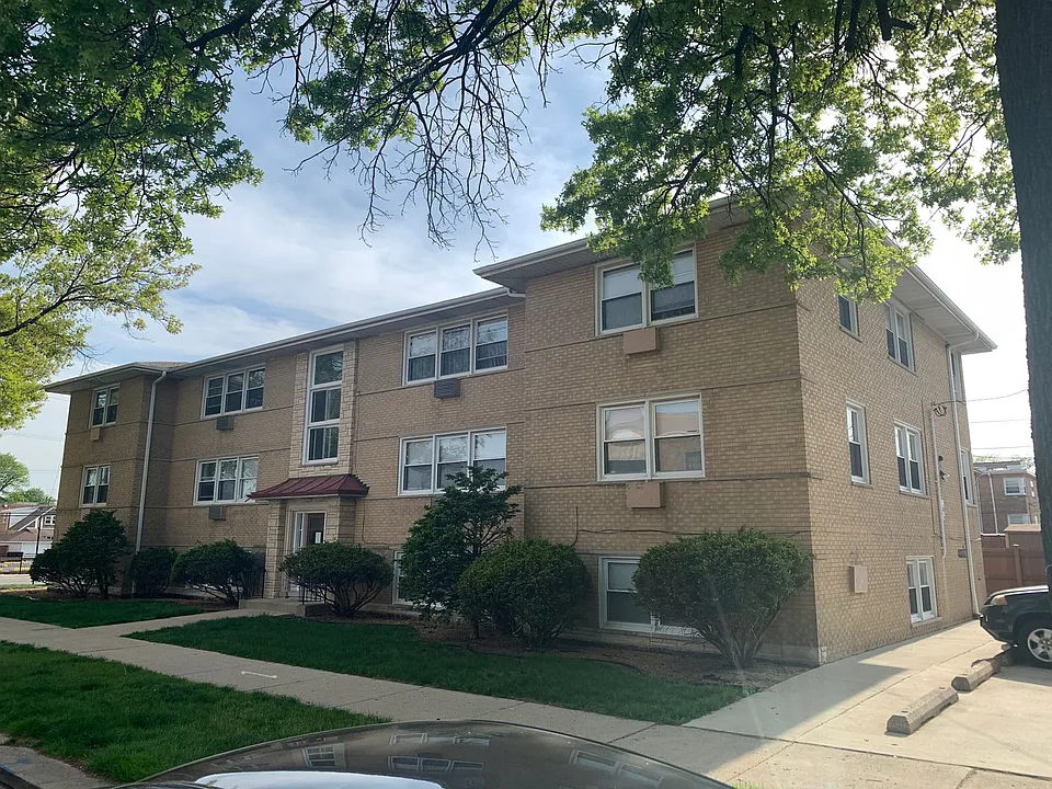 3200 N Newland Ave