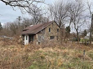 21045 Dentler Dr, Three Rivers, MI 49093