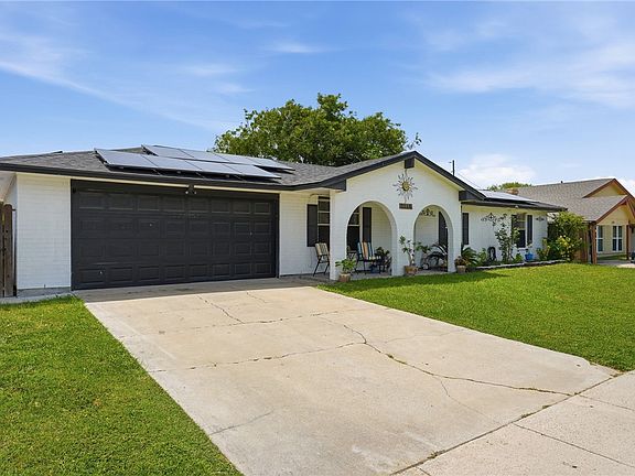 2nd image of 2113 Westwind Cir