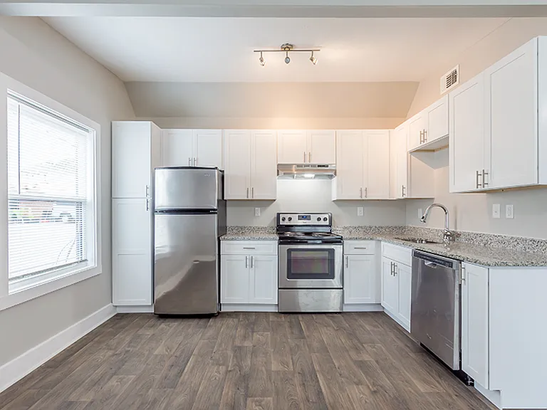 41 Clairview Dr — Photo 3