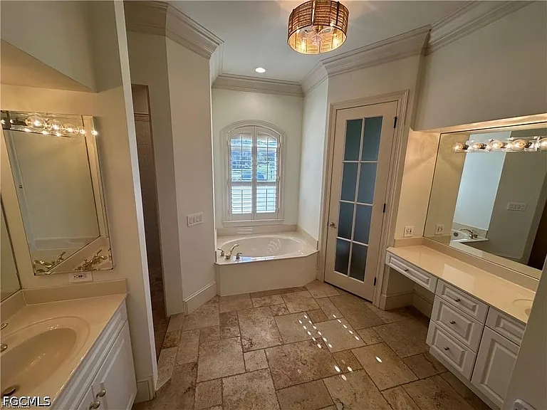 10020 Magnolia Pointe — Photo 19