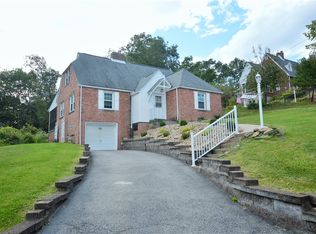 720 Summit St, Coraopolis, PA 15108