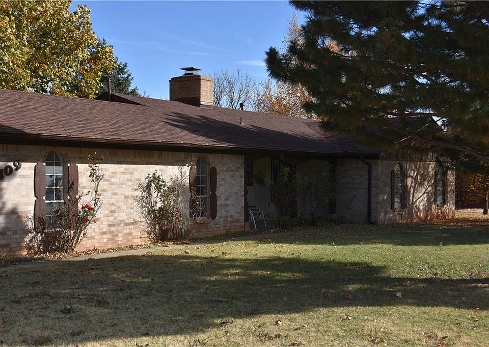 1st image of 1409 W Country Club Blvd