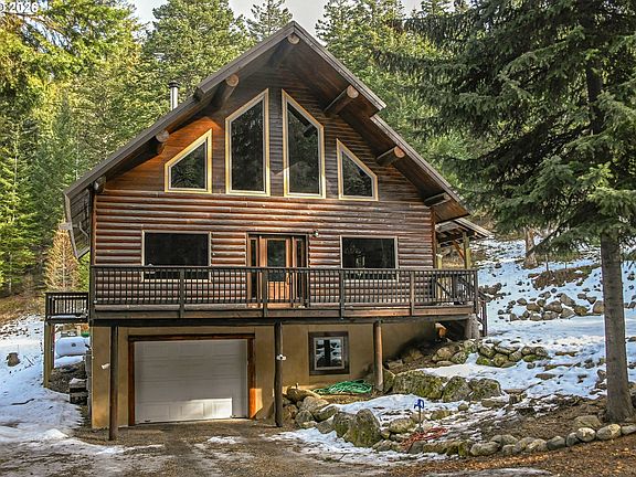 3rd image of 60989 Old Ski Run Rd