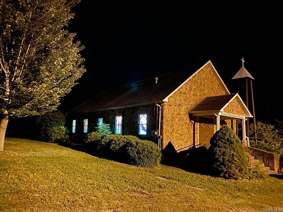 1st image of 205 Church St