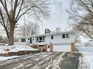 7193 Clay Ave, Inver Grove Heights, MN 55076