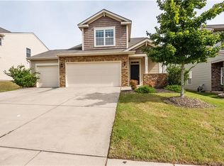 13215 Hunting Birds Ln, Charlotte, NC 28278