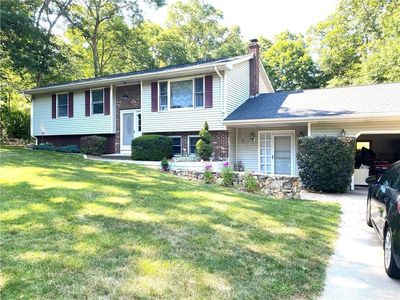 5 Pine Dr, Hopkinton, RI, 02833