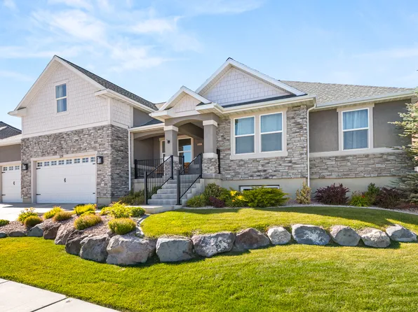 528 W Autumn Hills Blvd, Lehi, UT 84043