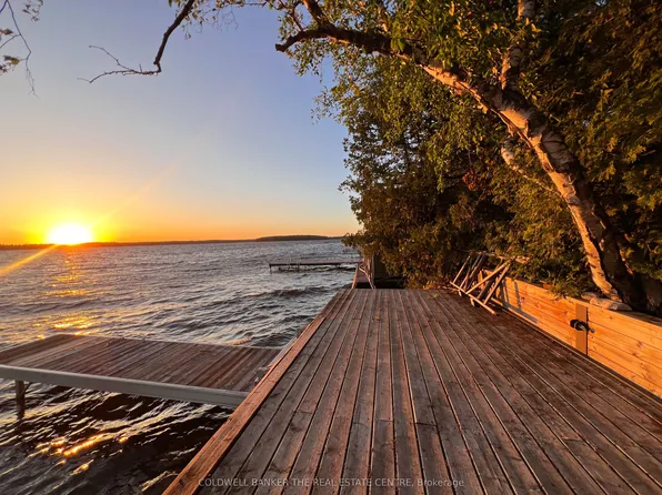 57 Island View Rd, Kawartha Lakes, ON K0M 2C0