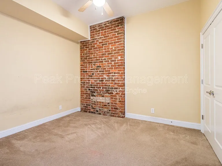 215 E Grace St #301 — Photo 5
