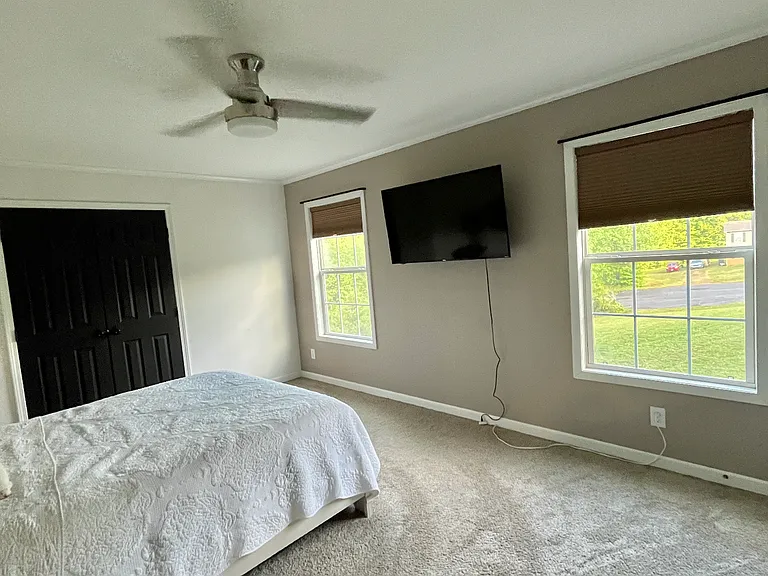 147 S Yadkin River Rd — Photo 9
