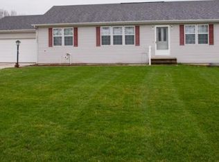 29890 Newcastle Dr, Elkhart, IN 46514