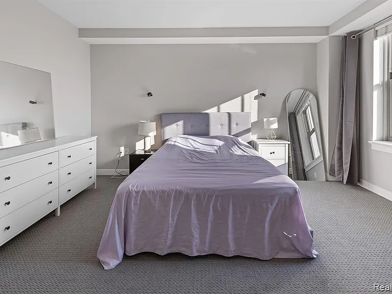525 W Lafayette Blvd #13C — Photo 16