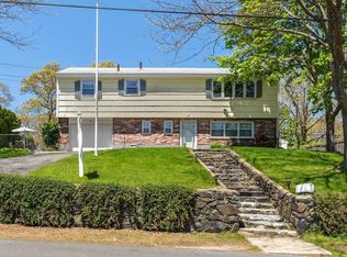 29 Appleby Rd, Salem, MA 01970