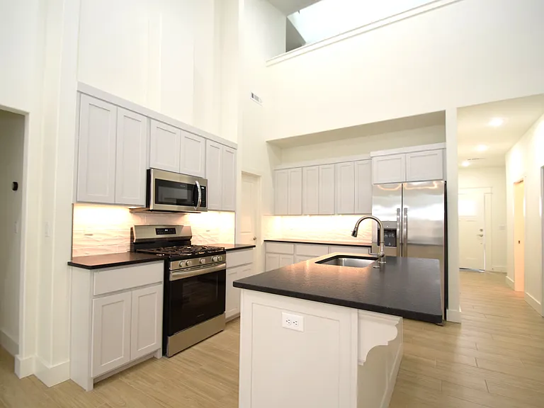 723 Sun Meadows Loop — Photo 12