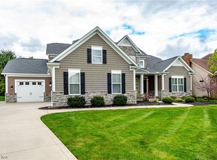 8674 Cauley Ave NW, North Canton, OH 44720