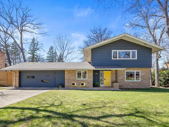 1701 Rhode Island Ave N, Golden Valley, MN 55427