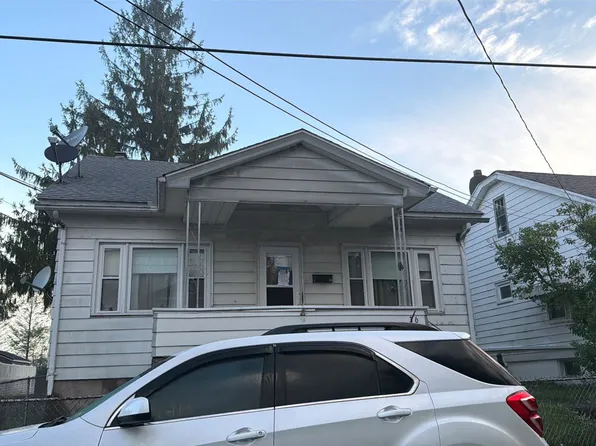 36 Bridge St, McAdoo, PA 18237