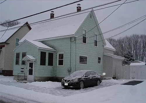88 E Valentine St #2 Photo 1