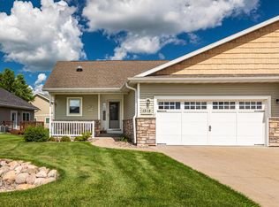 1315 Rosewood Trl, Onalaska, WI 54650