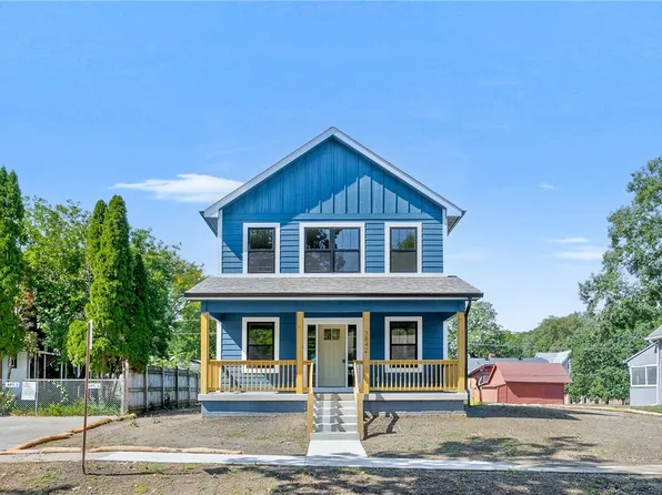 3842 10th St, Des Moines, IA 50313