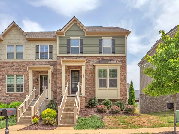 160 Seneca Pl, Mars, PA 16046