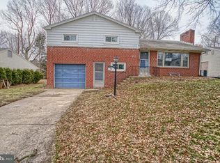 24 Gale Rd, Camp Hill, PA 17011