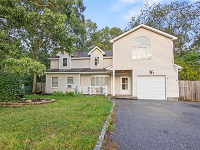 189 Cumberland Street, Mastic, NY, 11950