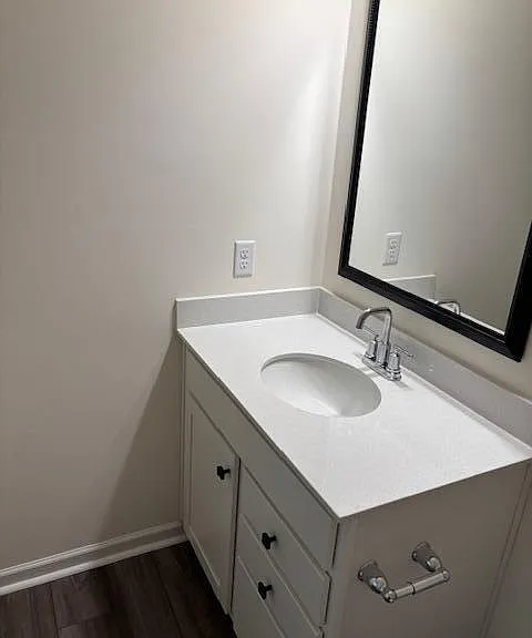 320 Acorn St — Photo 6