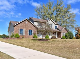 1294 Hickory Ridge Dr NW, Lancaster, OH 43130