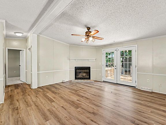 5th image of 8885 Cliffdale Rd