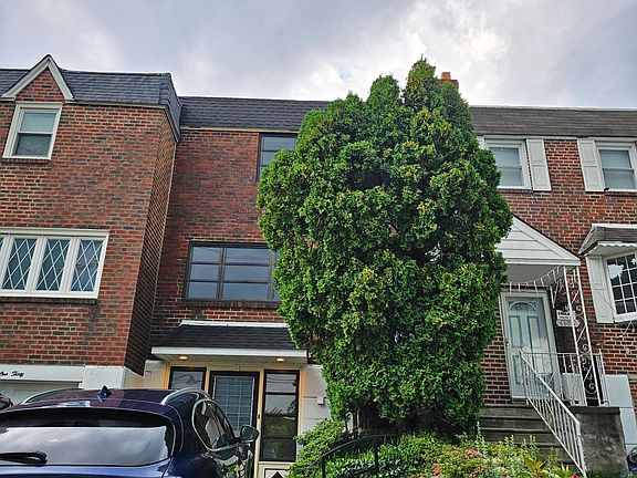 3rd image of 4128 Chalfont Dr