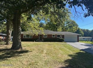 3838 Kemp Rd N, Lima, OH 45807