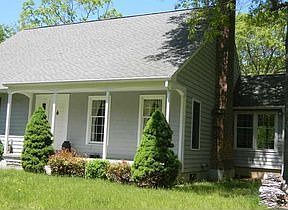 2nd image of 66 Shore Rd