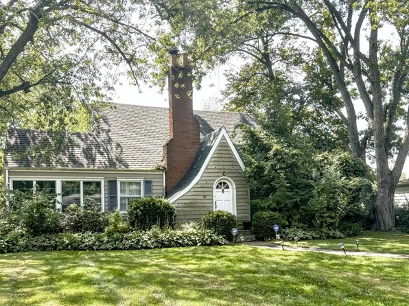36 Deerpath Rd, Merrillville, IN 46410