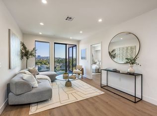 1557 S Orange Grove Ave, Los Angeles, CA 90019